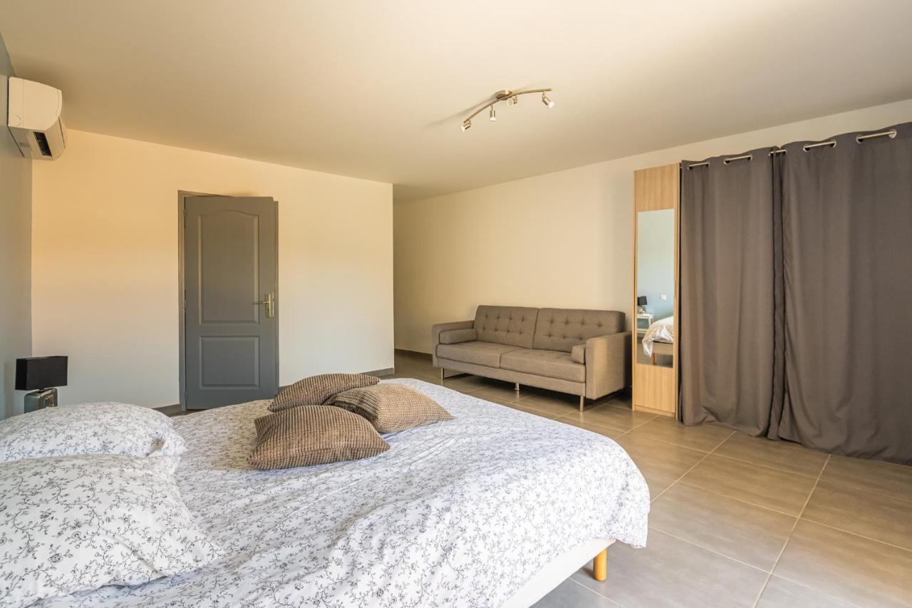 Villa Avec Piscine Et Jaccuzy Bize-Minervois Bagian luar foto